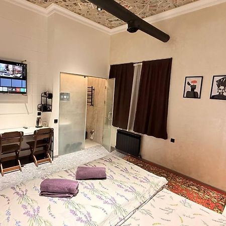 Premium Hostel ทาชเคนต์ ภายนอก รูปภาพ