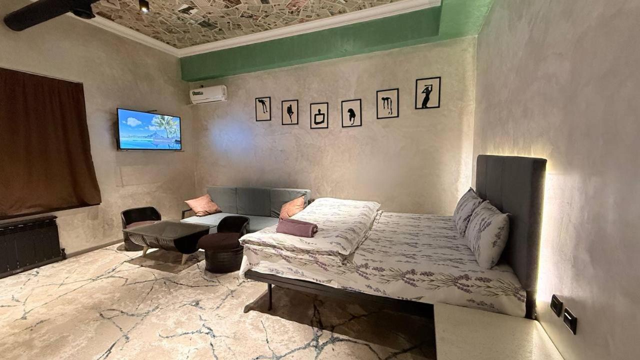 Premium Hostel ทาชเคนต์ ภายนอก รูปภาพ